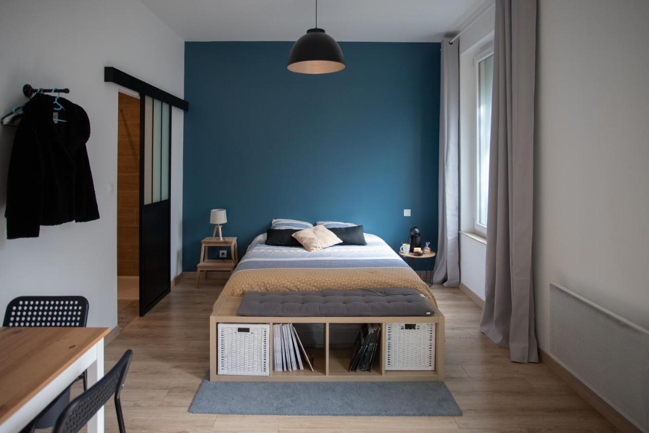 Ferienwohnung Chambre Au Coeur De Loudun Exterior foto